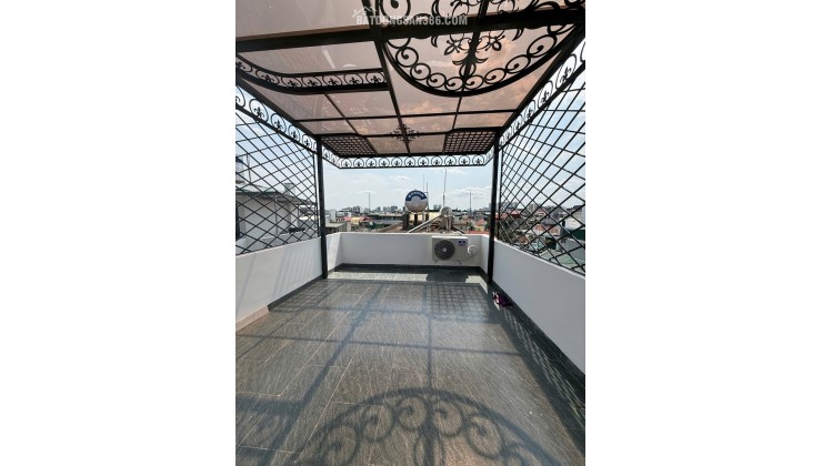 Bán nhà đẹp Hoa Lâm, Long Biên. Thang máy, Ô tô 45m2, 5 tầng Dưới 9.8 tỷ